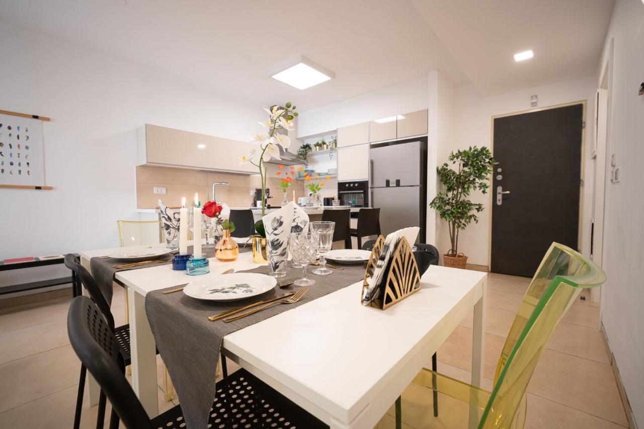 Harav Kuk Luxury Apartment By Nimi Group เยรูซาเลม ภายนอก รูปภาพ